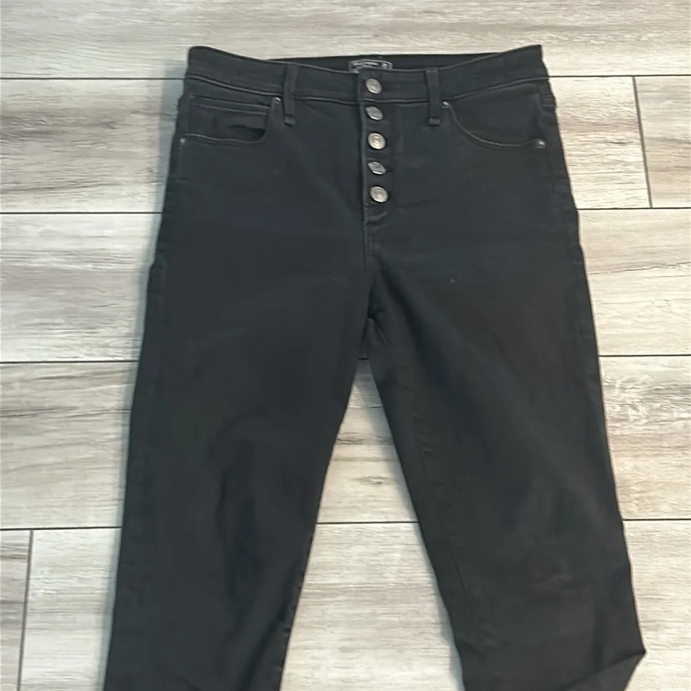 Abercrombie high rise super skinny ankle jeans in black size 28